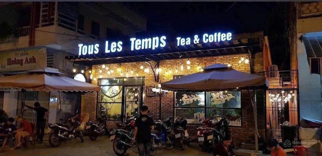 Lô đất mặt tiền đường võ trứ (ngang 10m)  khu phố hàn, nha trang  200tr/m2