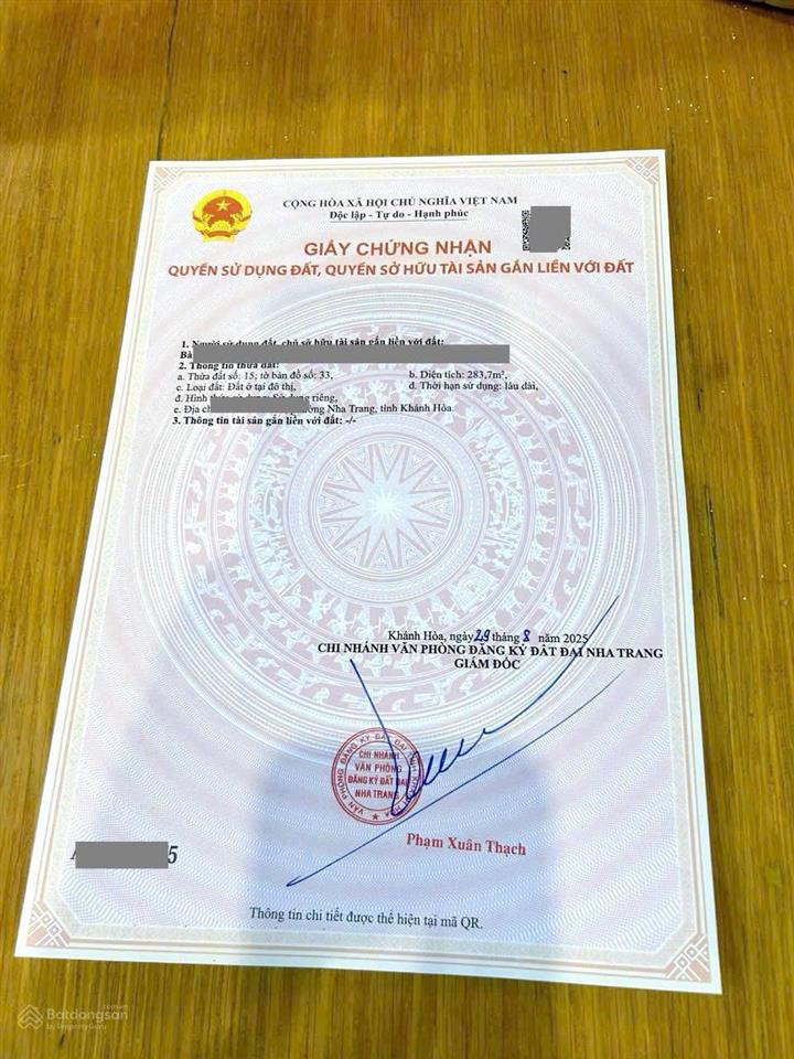 Lô đất mặt tiền đường võ trứ (ngang 10m)  khu phố hàn, nha trang  200tr/m2