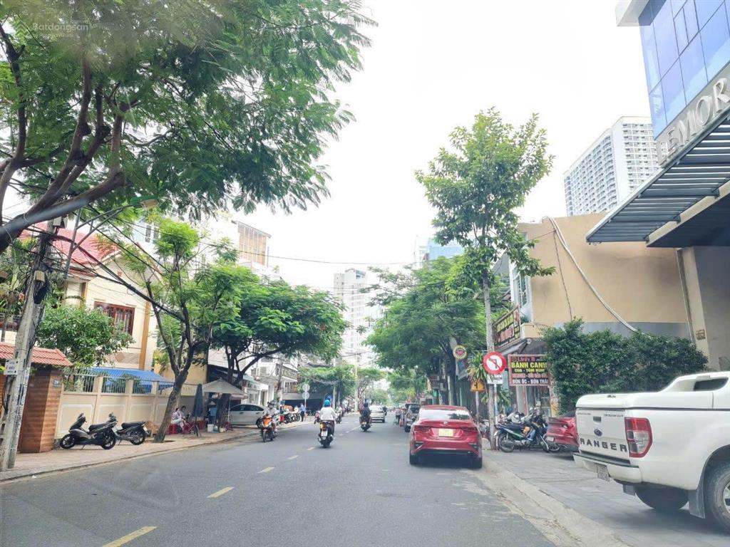 Căn góc 2 mặt tiền đường tô hiến thành (ngang 20m) trung tâm nha trang
