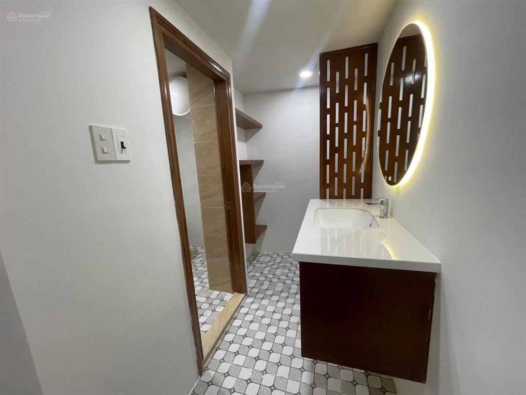 Bán nhà phố ngay trung tâm đường trịnh phong  tp nha trang