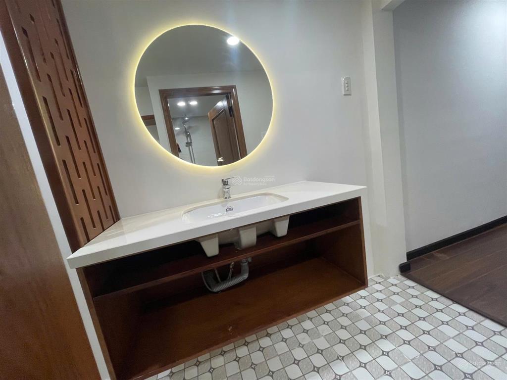 Bán nhà phố ngay trung tâm đường trịnh phong  tp nha trang