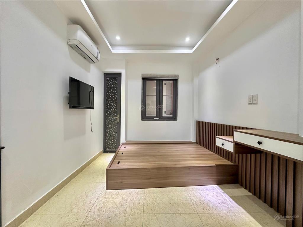 Cho thuê căn hộ full nt giặt riêng mới gần cầu lê văn sỹ