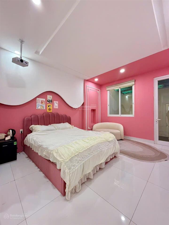 Studio tách bếp tone hồng ngay vạn hạnh small , hà đô centrosa