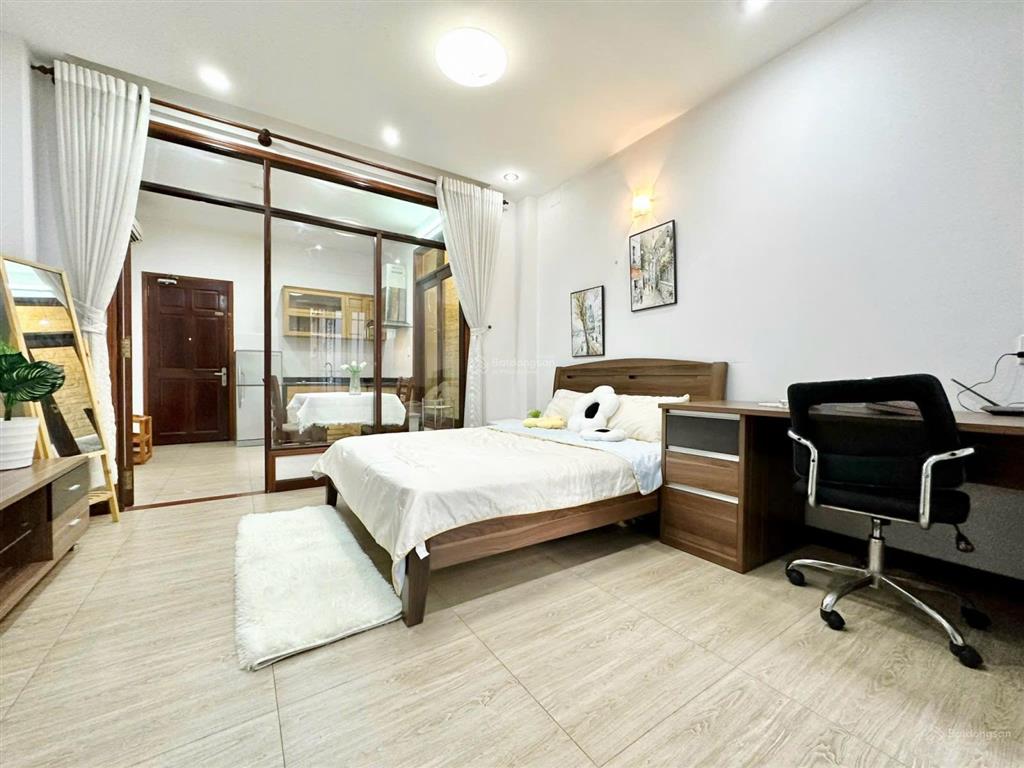 Căn hộ 1pn + ban công  thang máy gần svđ hoa lư