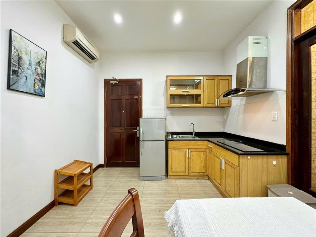 Căn hộ 1pn + ban công  thang máy gần svđ hoa lư