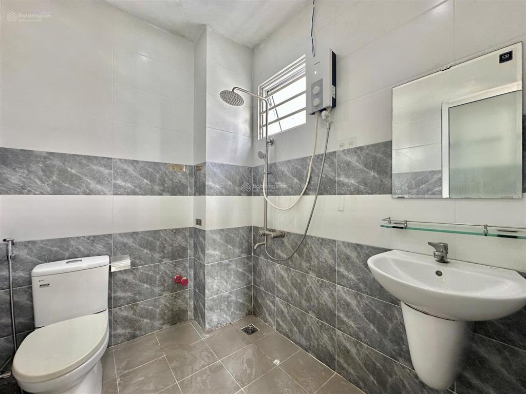 Căn hộ ban công full nt, gần vinhome, thảo cầm viên