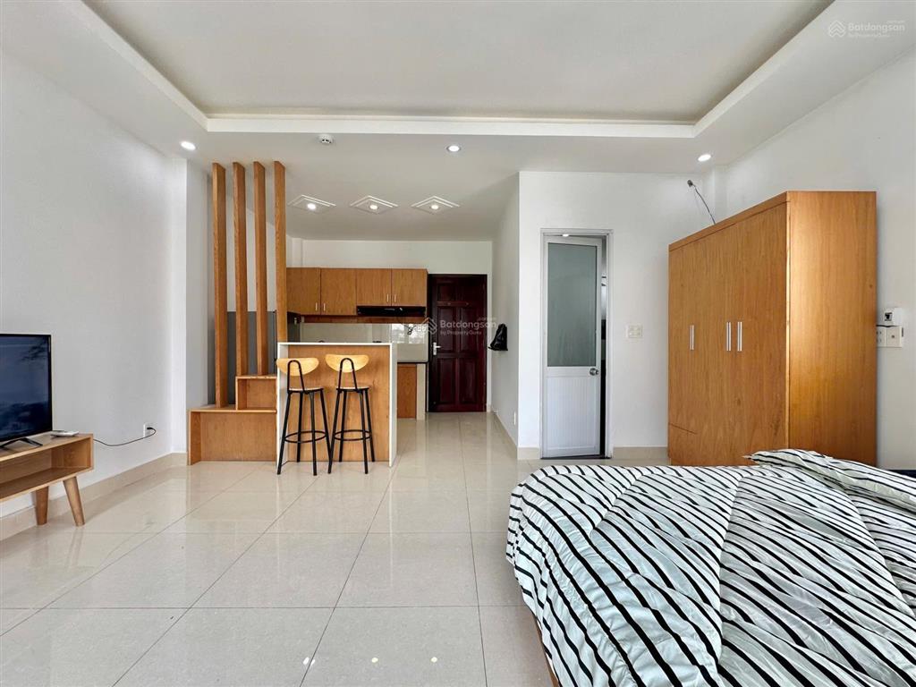 Căn hộ ban công full nt, gần vinhome, thảo cầm viên