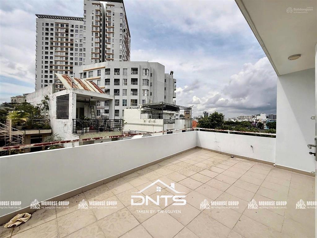 Căn hộ 1pn+ ban công lớn full nt gần cầu công lý