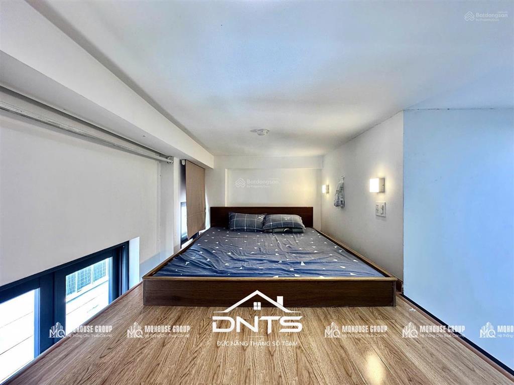 Duplex 2 tầng full nt  thang máy ngay cầu công lý