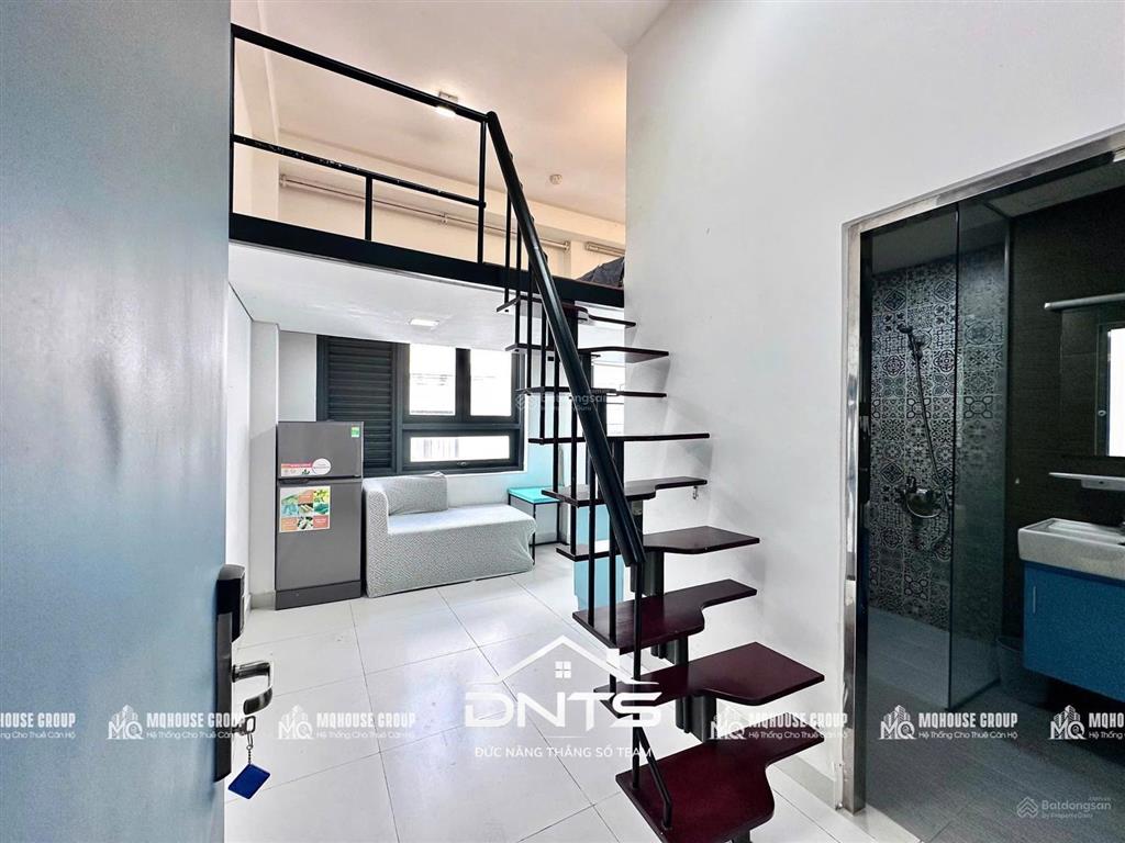 Duplex 2 tầng full nt  thang máy ngay cầu công lý