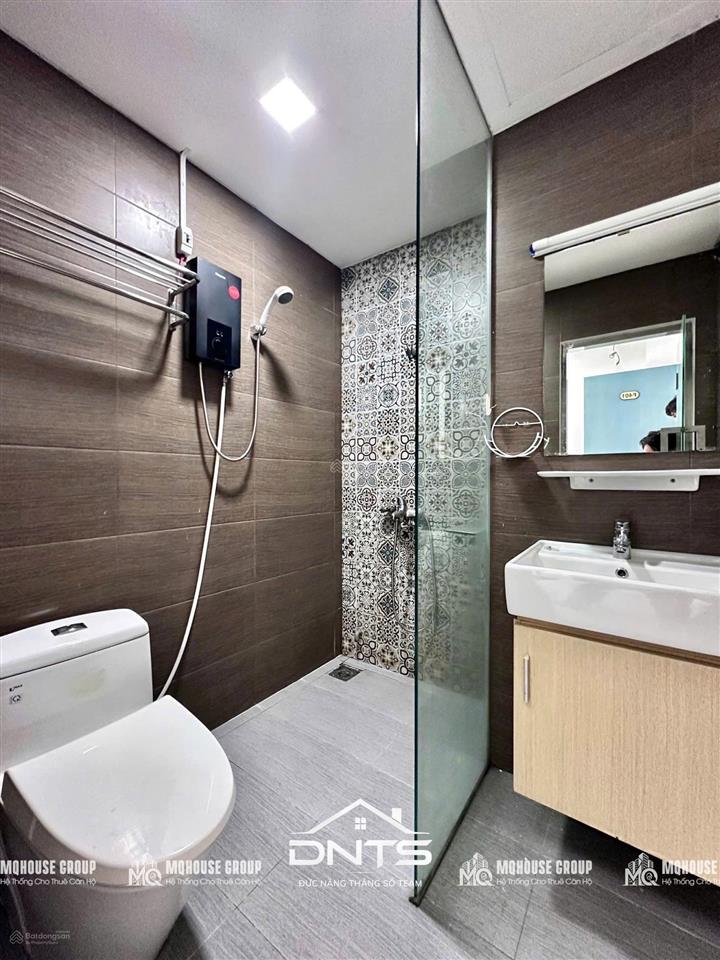 Duplex 2 tầng full nt  thang máy ngay cầu công lý
