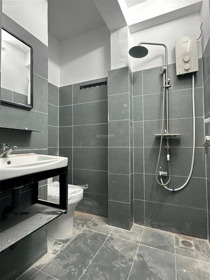 Căn hộ 1pn+ full nt gần ngã sáu cộng hoà