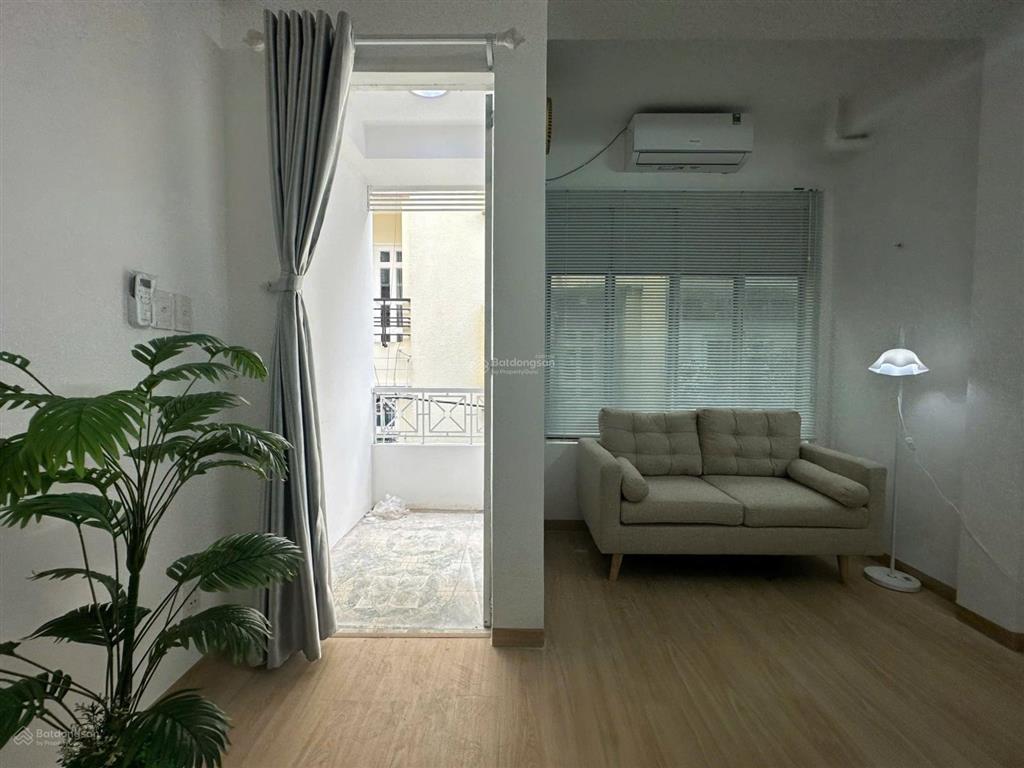 Căn hộ 1pn+ full nt gần ngã sáu cộng hoà