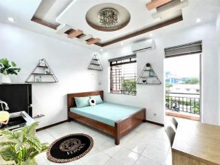 Giá thật ban công full nt ngay cầu nguyễn văn cừ gần đh sg, sư phạm