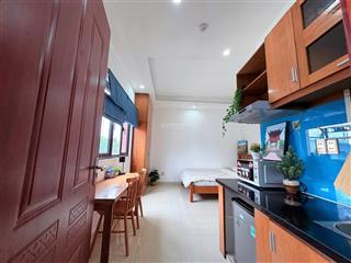 Hình thật  giá thật cửa sổ full nt ngay bờ kè hoàng sa