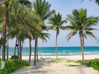 (chủ ngộp) cần bán gấp  căn hộ biển mỹ khê tầng 24  diện tích 82m2 mà giá lại cực kỳ "hạt dẻ