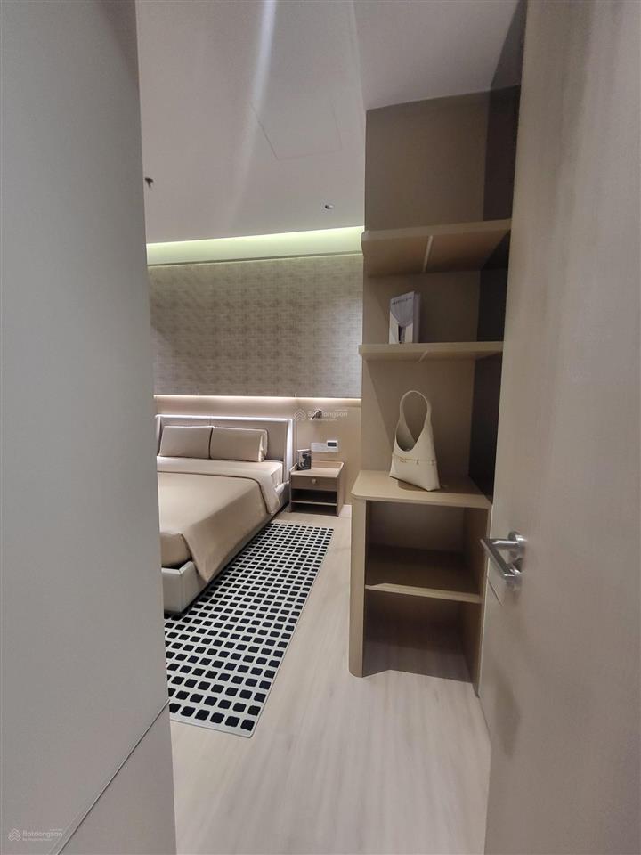 Rẻ tại peninsula căn 48,3m2 hướng đông tầng trung tuyệt đẹp có hỗ trợ vay ngân hàng