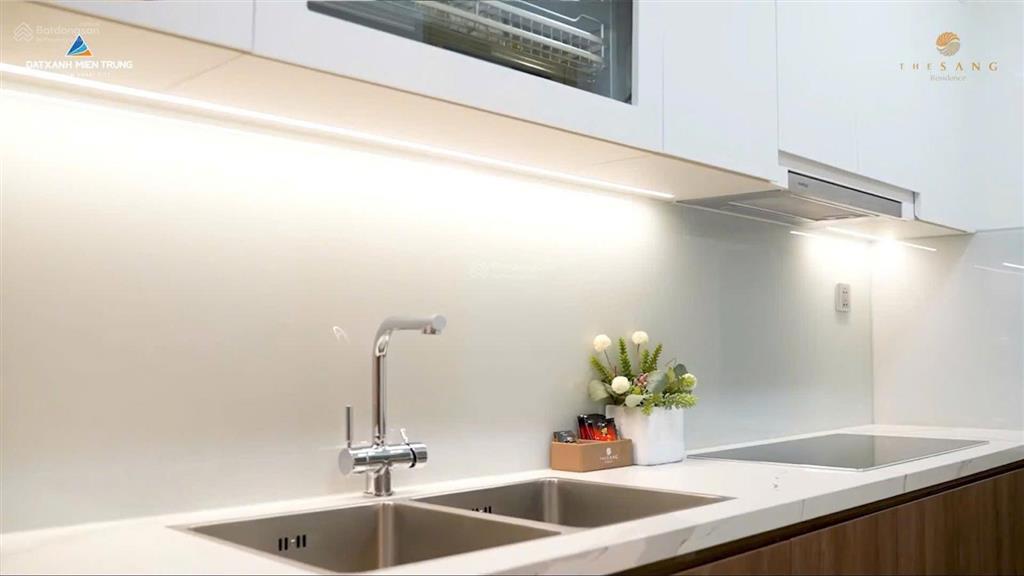 (bán gấp) cc 105,5m2  tầng 20  3pn, trung tâm đà nẵng  cận biển mỹ khê siêu đẹp, sổ đỏ vĩnh viễn
