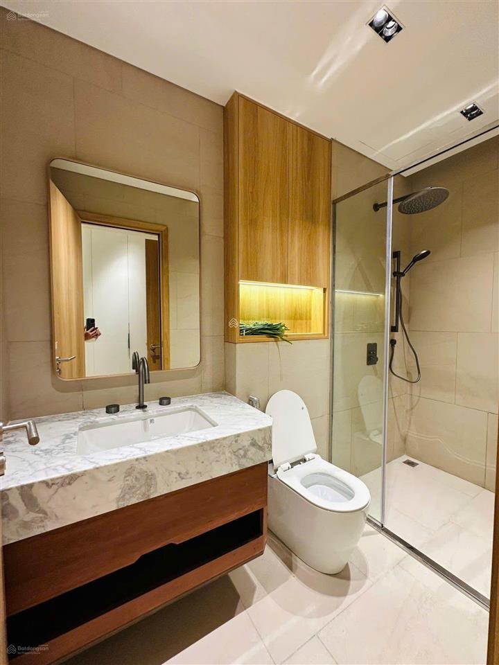 Bán chung cư cao cấp tầng 28 ngay sông hàn  trung tâm thành phố đà nẵng đáng sống. diện tích 96m2