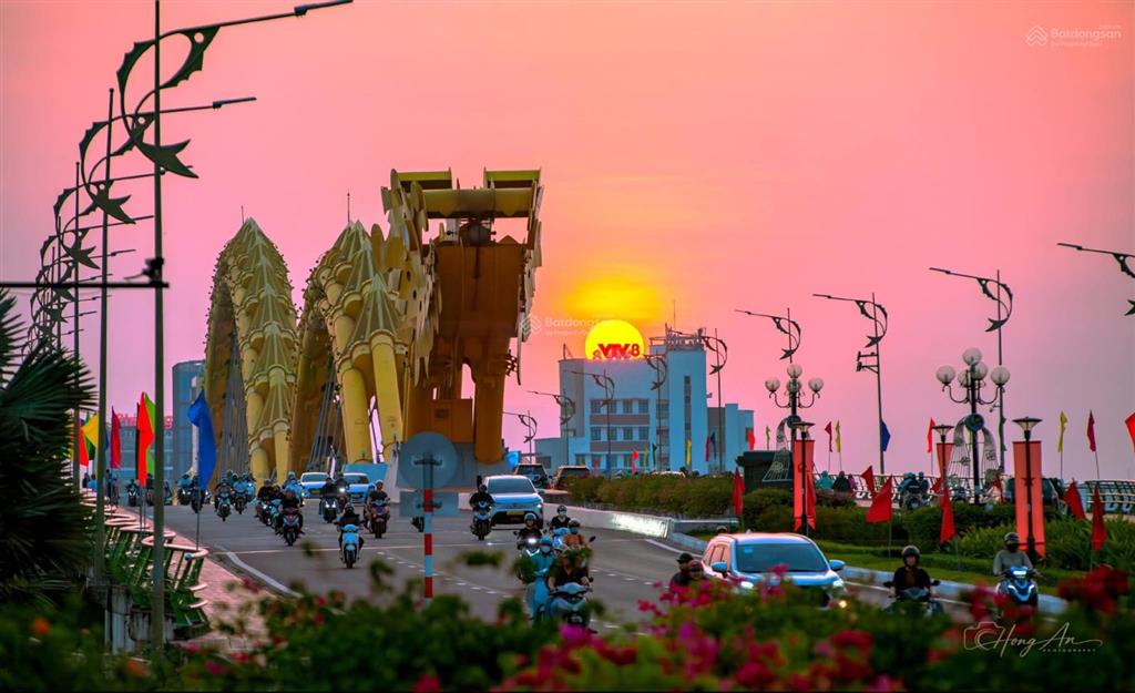 (5.13 tỷ  77,6m2) tầng 27 căn hộ mặt sông hàn  view trực diện cầu rồng + cầu sông hàn + pháo hoa