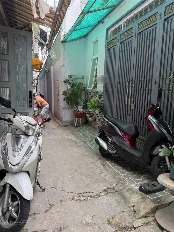 Siêu phẩm nhà 3 tấm ngang 6m đường trần văn ơn q.tân phú 23m2 giá chỉ 3.35 tỷ