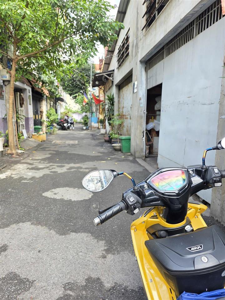 Bán nhà hẻm xe hơi đường trần quang cơ q.tân phú 77m2 cấp 4 giá chỉ 7.2 tỷ