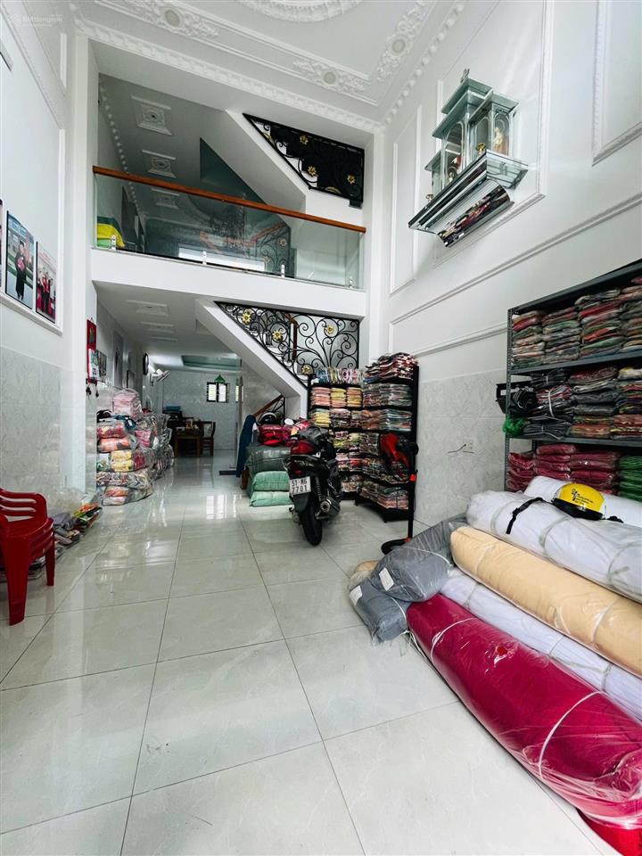 Siêu phẩm nhà đẹp hẻm xe hơi đường gò dầu 60m2 đúc 4.5 tấm giá chỉ 8 tỷ