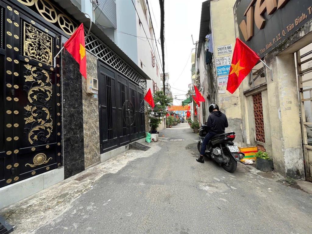 Siêu phẩm nhà đẹp hẻm xe hơi đường gò dầu 60m2 đúc 4.5 tấm giá chỉ 8 tỷ