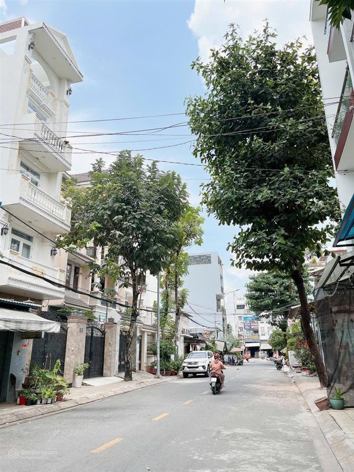 Lô đất ngang 5.2m mặt tiền đường lê lâm q.tân phú 93m2 giá chỉ 11.9 tỷ