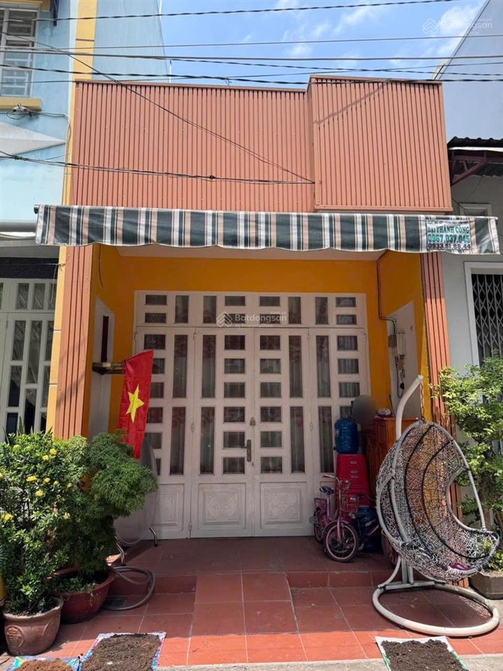 Chính chủ bán nhà hxh đường lê trọng tấn q. tân phú 70m2 giá chỉ 5.2 tỷ