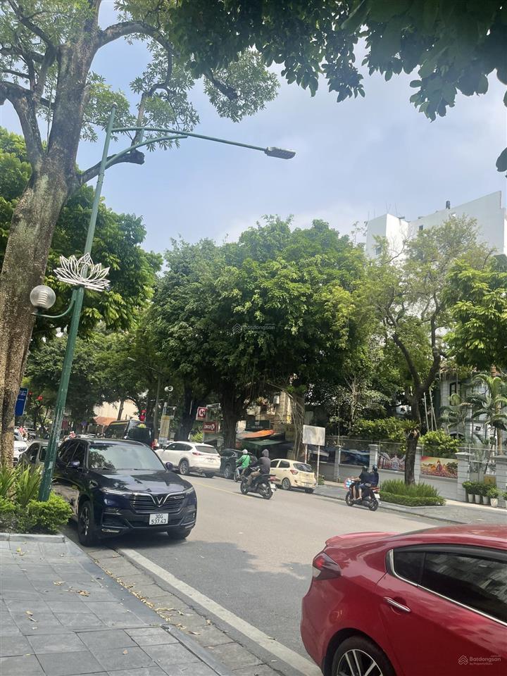 (hiếm) bán nhà mặt phố trần hưng đạo  trục chính hoàn kiếm, 670m2, mặt tiền rộng 20m