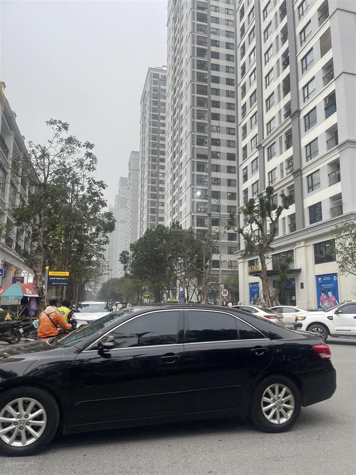 Chuyển nhượng trường liên cấp (mầm non, cấp 1, cấp 2), cách trung tâm hồ gươm hơn 10km, 9.510m2