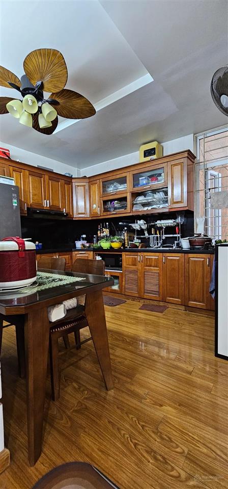 Bán nhà phố lạc trung  hai bà trưng, phân lô, gara, nhà đẹp, 52m2 x 6 tầng, mặt tiền rộng, 19.5 tỷ