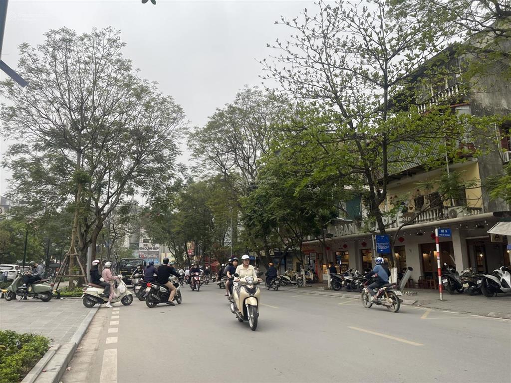 Bán nhà phố võ thị sáu phường bạch mai, ô tô tránh, vỉa hè, gần hồ, 46m2 x 4 tầng, 20,9 tỷ