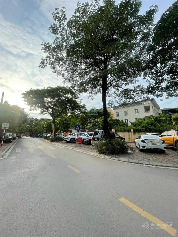 (hiếm) bán nhà khu phân lô ngõ 13 lĩnh nam, ô tô tránh, vỉa hè, 74m² x 6 tầng, mt rộng 8.5m, 25 tỷ