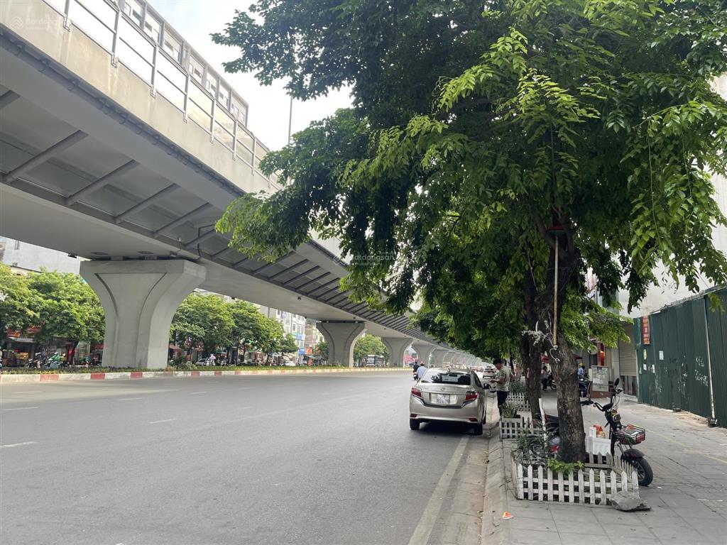 Bán nhà kinh doanh mặt phố minh khai  hai bà trưng, vỉa hè rộng, 158m2, sầm uất, 65 tỷ