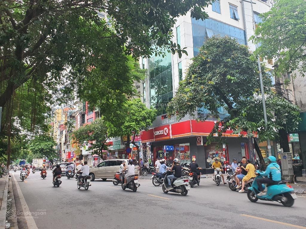 (giảm 2 tỷ) bán gấp nhà mặt phố phố 8/3  phường bạch mai, lô góc, 55m2, mặt tiền rộng, 21 tỷ