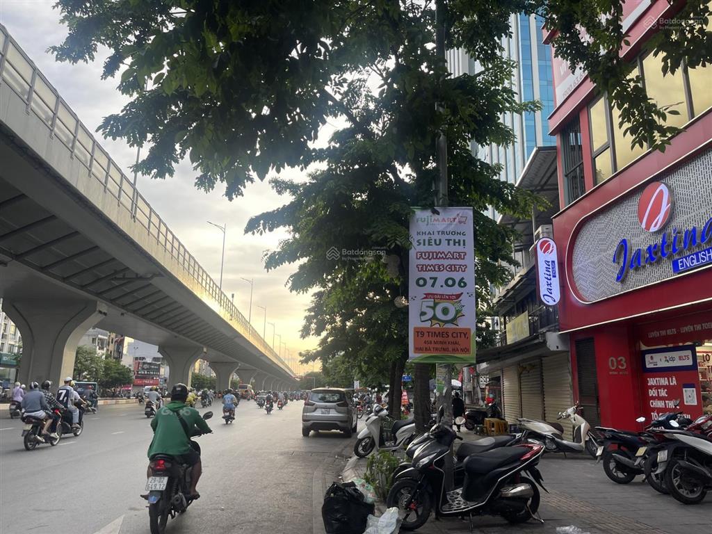 Bán nhà kinh doanh phố minh khai, sát times city, ô tô tránh, 67m², mặt tiền rộng 7.4m, 25 tỷ