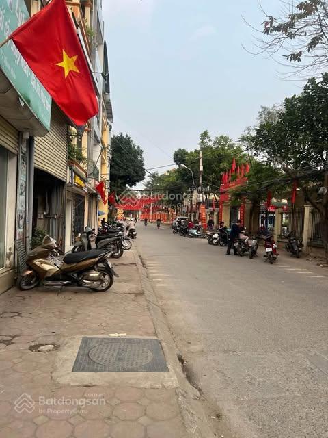 Bán nhà phố thanh đàm  phường vĩnh hưng, ô tô tránh, 97m2 x 4 tầng, mặt tiền rộng hơn 5m, 26 tỷ