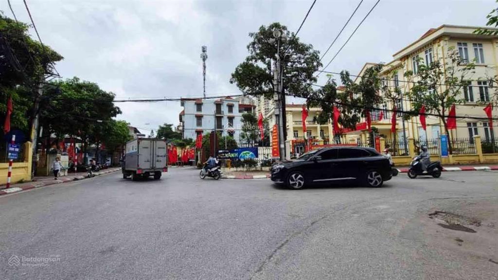 Bán nhà phố thanh đàm  phường vĩnh hưng, ô tô tránh, 97m2 x 4 tầng, mặt tiền rộng hơn 5m, 26 tỷ