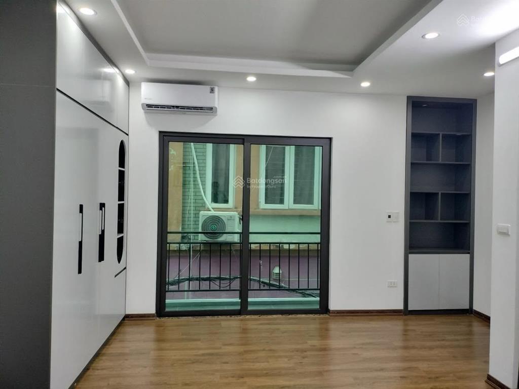 Gấp bán nhà phố kim ngưu  hai bà trưng, 41m2 x 5 tầng thang máy, mặt tiền siêu rộng, 11.9 tỷ