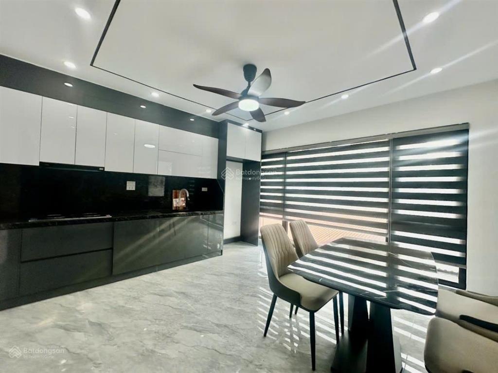 Giảm giá shock! nhà mới vũ ngọc phan, 6 tầng, thang máy, ngõ nông thoáng, dân trí cao 39m2 x 6t