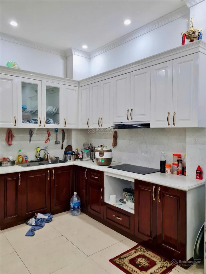 Căn duy nhất! nhà phố tôn đức thắng, ngõ nông gần phố, view hồ, diện tích 39m2 xây 5 tầng