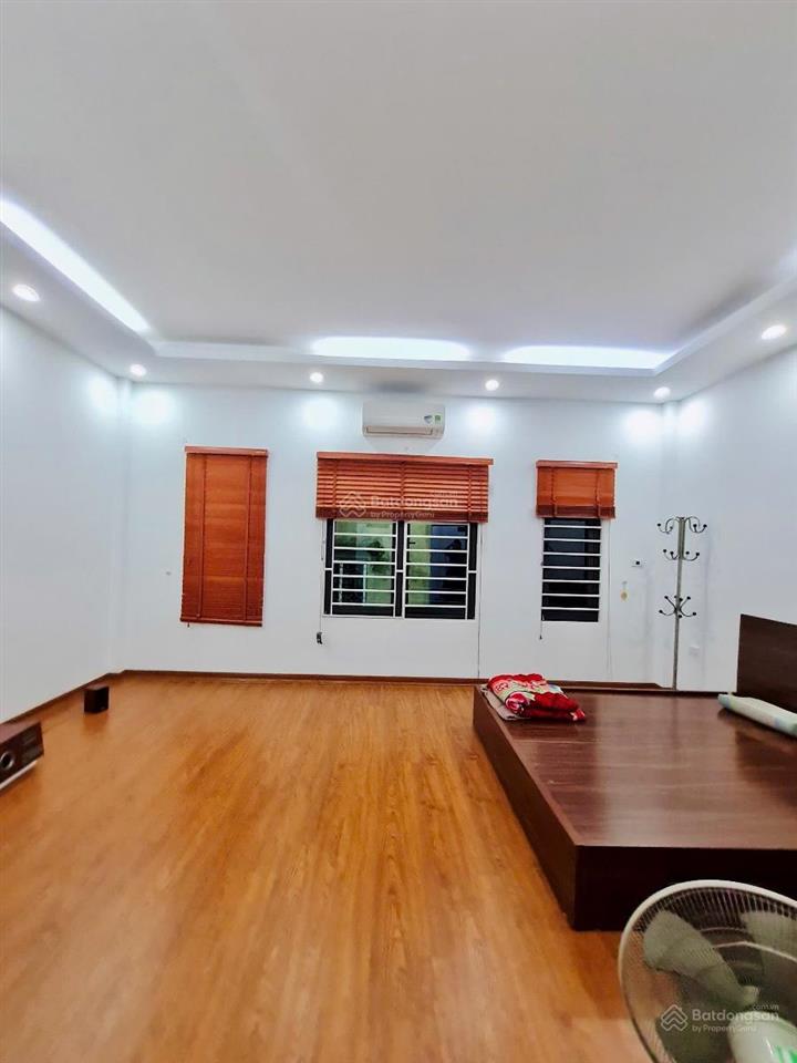 Căn duy nhất! nhà phố tôn đức thắng, ngõ nông gần phố, view hồ, diện tích 39m2 xây 5 tầng