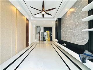 Duy nhất! nhà mới kính koong vũ ngọc phan, thang máy nhập khẩu, 50m ra ô tô tránh, khu dân trí cao