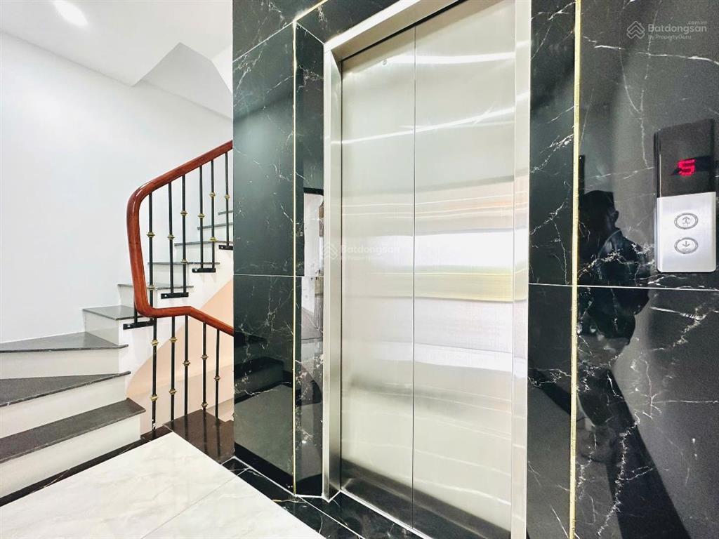 Duy nhất! nhà mới kính koong vũ ngọc phan, thang máy nhập khẩu, 50m ra ô tô tránh, khu dân trí cao