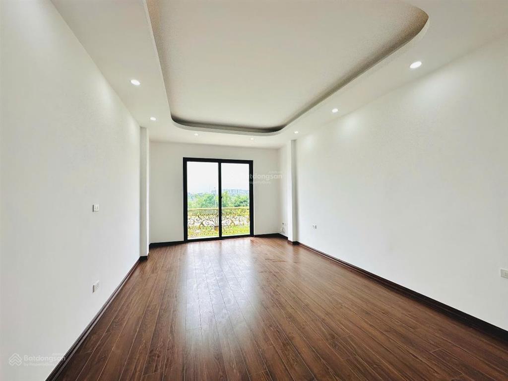 Duy nhất! nhà mới kính koong vũ ngọc phan, thang máy nhập khẩu, 50m ra ô tô tránh, khu dân trí cao