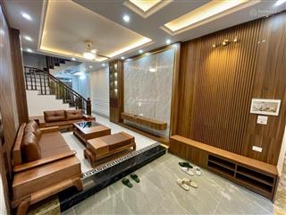 Hot hot hot! nhà phố tôn đức thắng, xây mới, gần hồ, 30m lên ô tô, diện tích 47m2 x 5 tầng