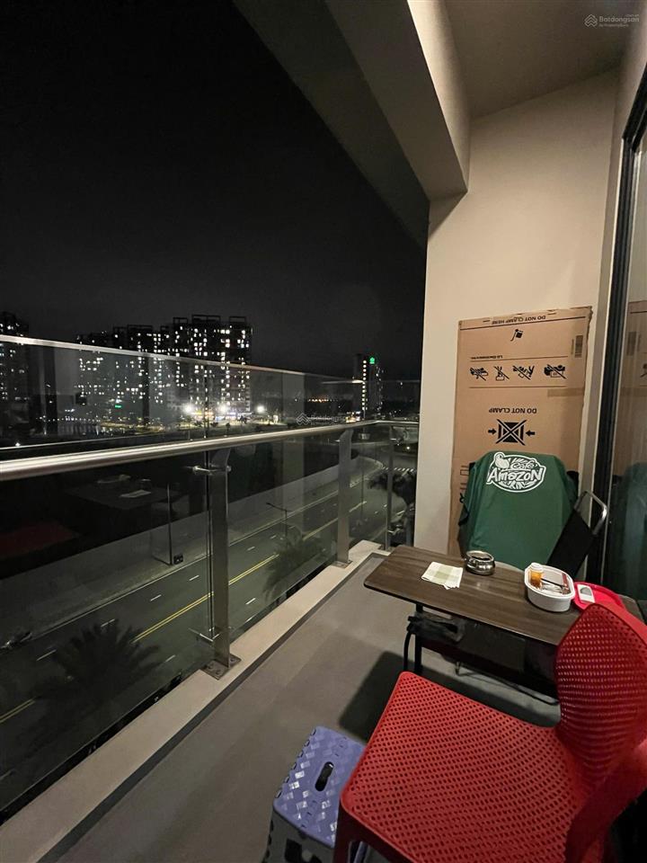 Bán căn 2pn panorama full nội thất nhà mới