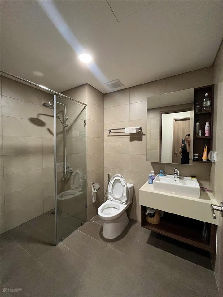 Bán căn 2pn panorama full nội thất nhà mới